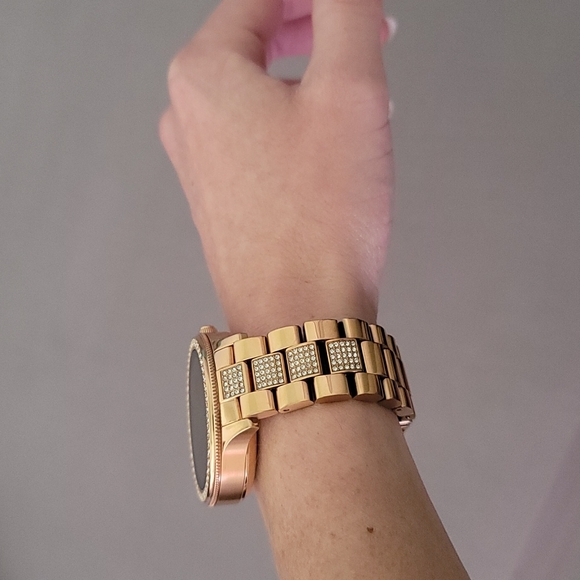 Fossil Smart Watch - Picture 6 of 9